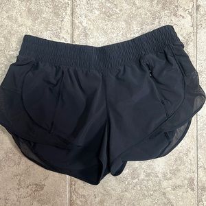 Lululemon Hotty Hot shorts